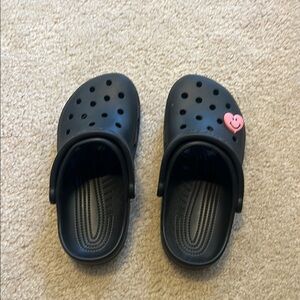 Black crocs
